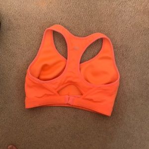 Gap sports bra